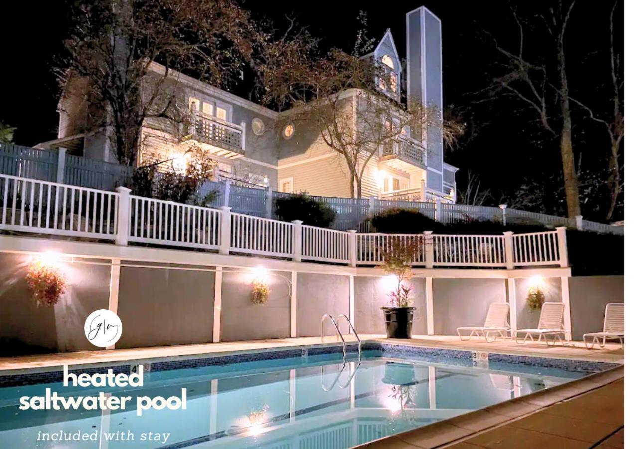 Luxury Villa- 3 Mins To Mohegan- Fully Stocked With Fireplace- Jacuzzi, Saltwater Pools, Sauna Norwich Eksteriør bilde